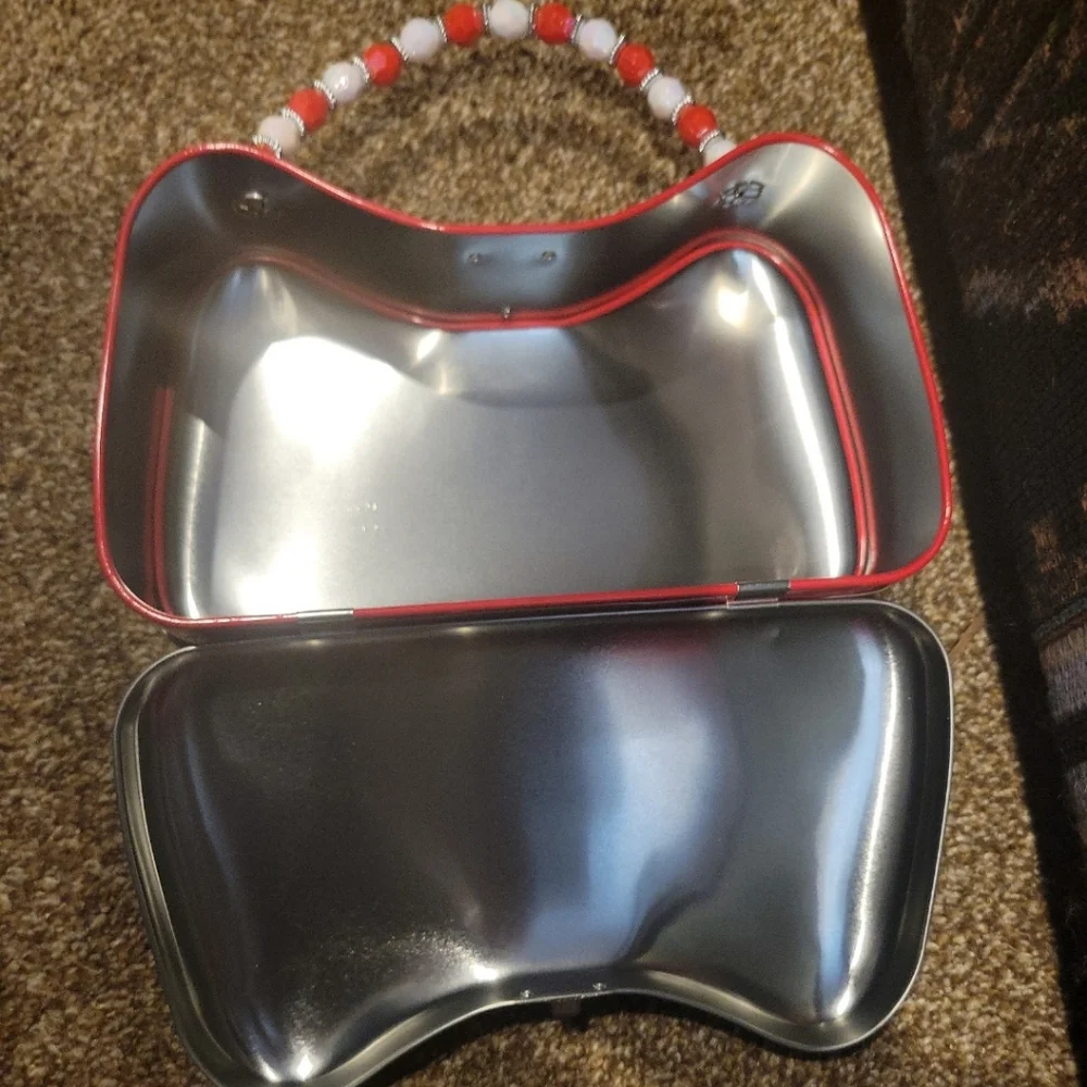 Hello Kitty storage tin